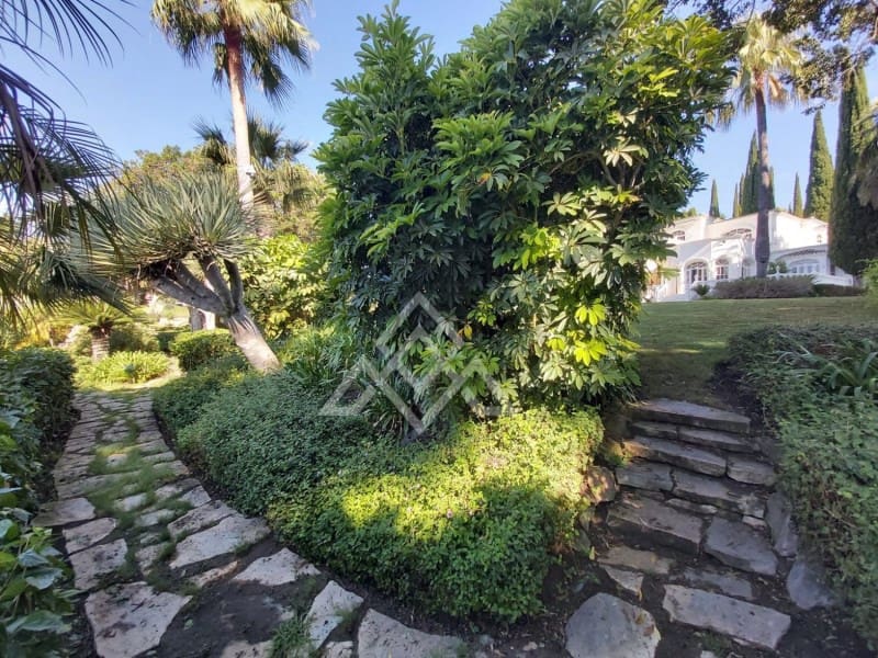 8 soveværelse Villa til salg i Benahavis med swimmingpool - € 7.950.000 (Ref: 8799798)