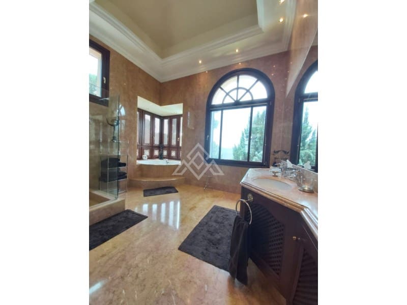 8 soveværelse Villa til salg i La Zagaleta med swimmingpool garage - € 5.850.000 (Ref: 8799799)