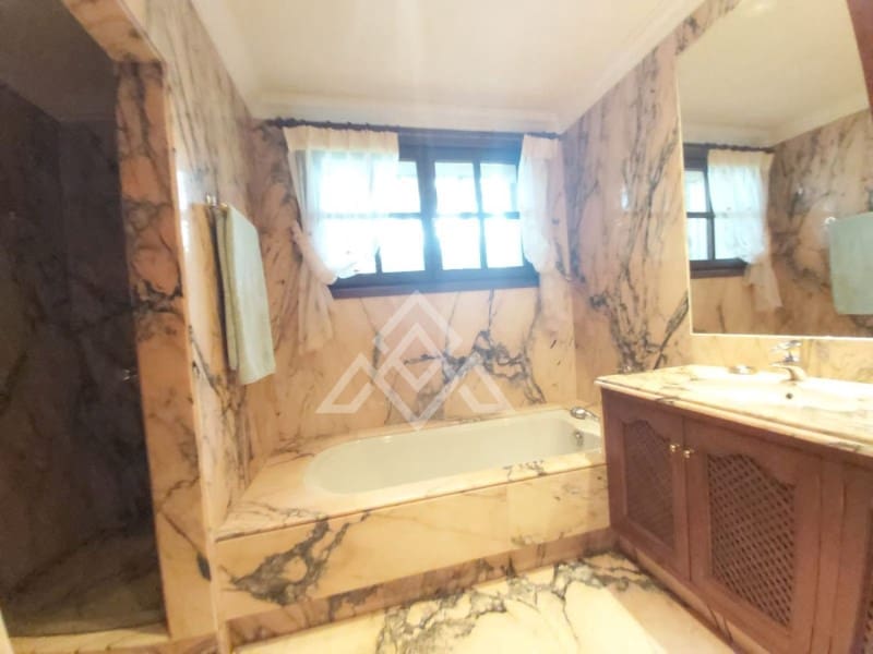 8 soveværelse Villa til salg i La Zagaleta med swimmingpool garage - € 5.850.000 (Ref: 8799799)