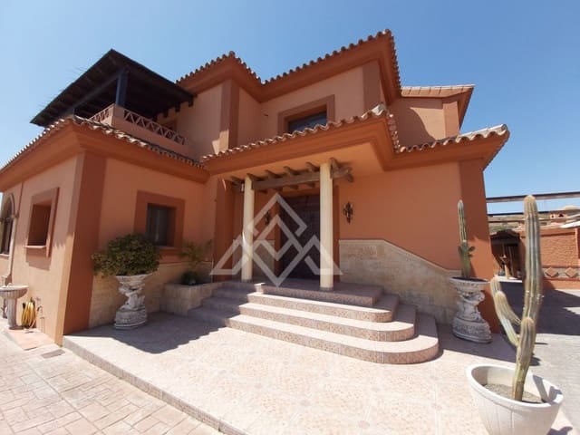 6 makuuhuone Huvila myytävänä paikassa Valle Romano Golf, Estepona mukana uima-altaan - 2 150 000 € (Ref: 8799801)