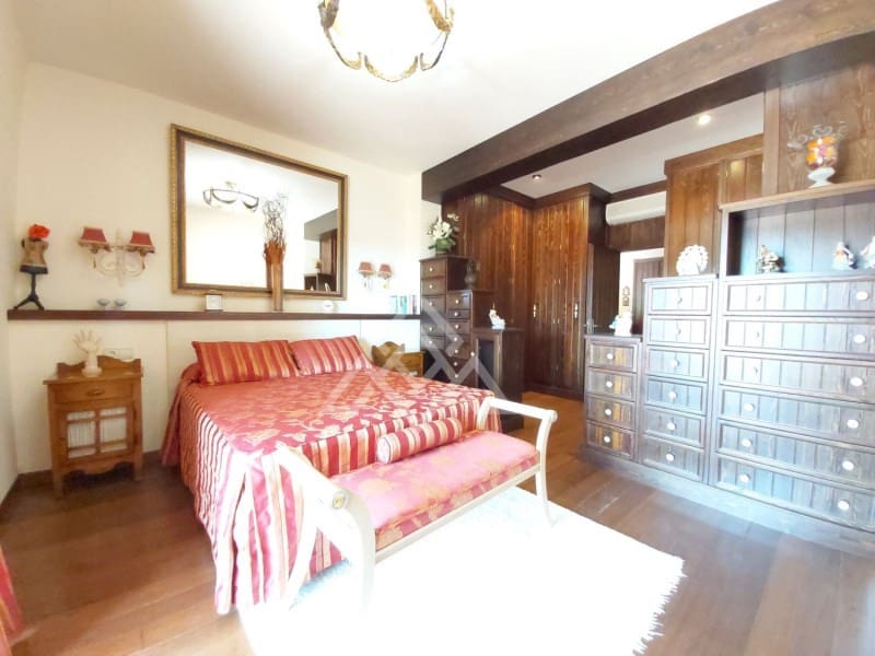 6 soverom Villa til salgs i Estepona med svømmebasseng - € 2 150 000 (Ref: 8799801)