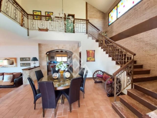 6 makuuhuone Huvila myytävänä paikassa Valle Romano Golf, Estepona mukana uima-altaan - 2 150 000 € (Ref: 8799801)