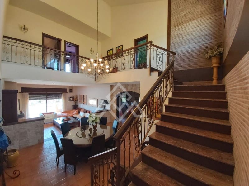 6 soverom Villa til salgs i Estepona med svømmebasseng - € 2 150 000 (Ref: 8799801)