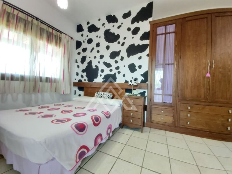 6 soverom Villa til salgs i Estepona med svømmebasseng - € 2 150 000 (Ref: 8799801)