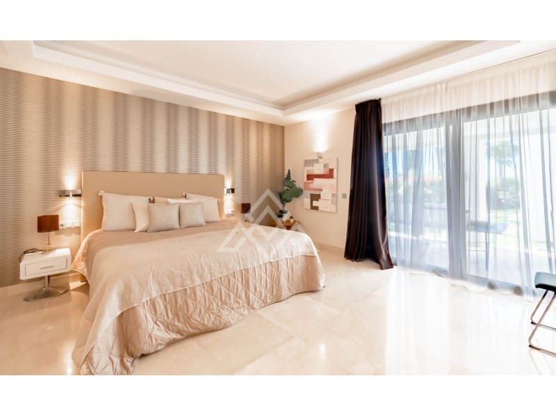 5 chambre Villa/Maison à vendre à Benahavis avec piscine - 3 680 000 € (Ref: 8799808)