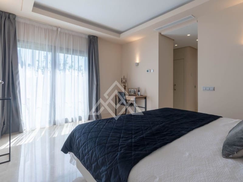 5 chambre Villa/Maison à vendre à Benahavis avec piscine - 3 680 000 € (Ref: 8799808)