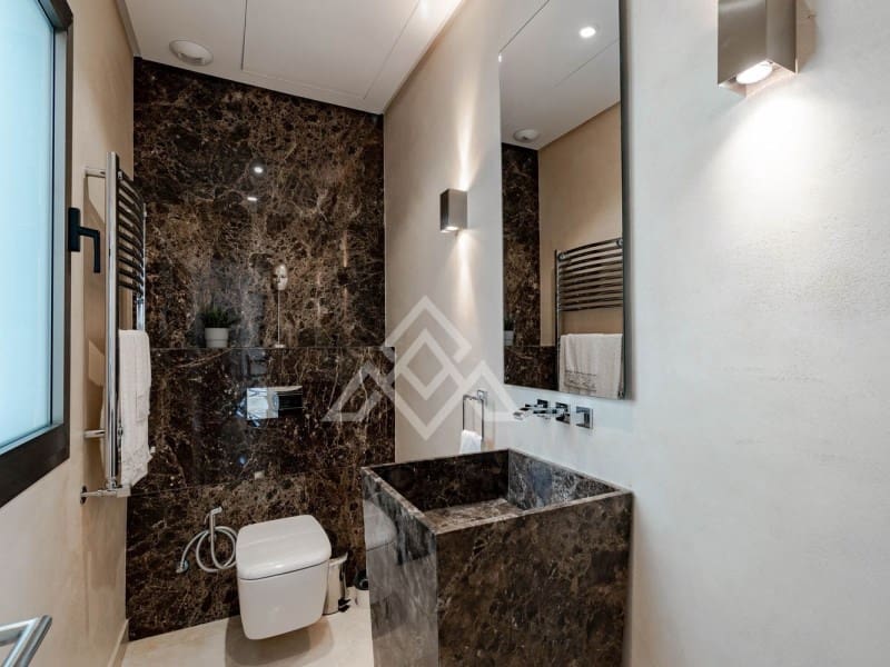 5 chambre Villa/Maison à vendre à Benahavis avec piscine - 3 680 000 € (Ref: 8799808)