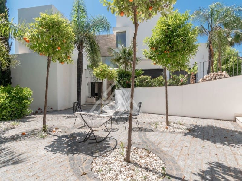 5 chambre Villa/Maison à vendre à Benahavis avec piscine - 3 680 000 € (Ref: 8799808)