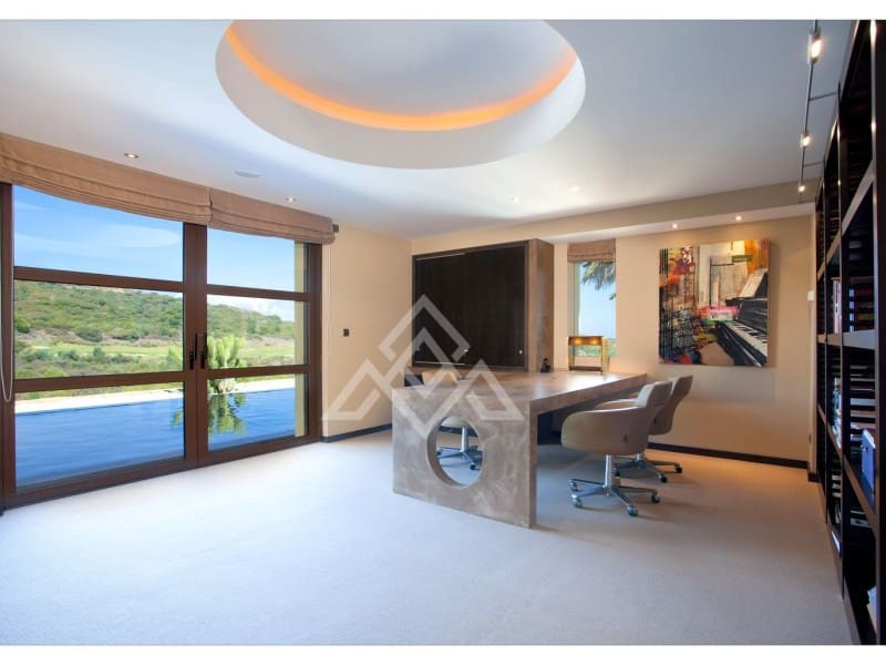 6 soveværelse Villa til salg i Sotogrande med swimmingpool garage - € 5.750.000 (Ref: 8799810)