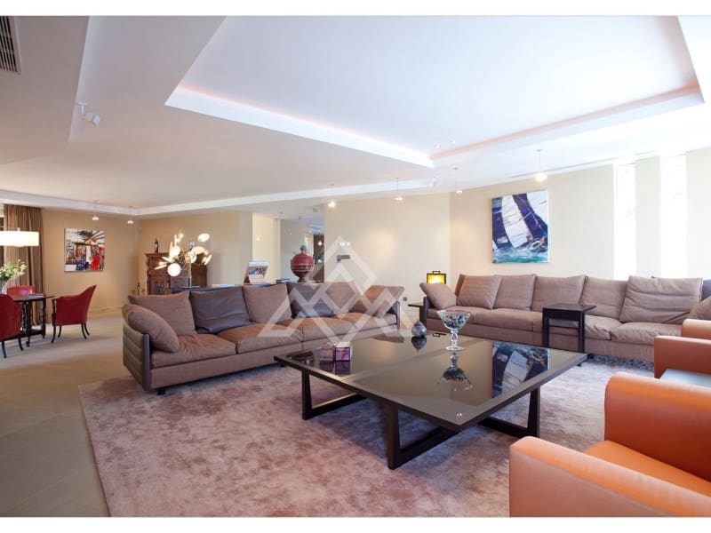 6 soveværelse Villa til salg i Sotogrande med swimmingpool garage - € 5.750.000 (Ref: 8799810)