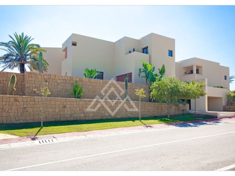 6 soveværelse Villa til salg i Sotogrande med swimmingpool garage - € 5.750.000 (Ref: 8799810)