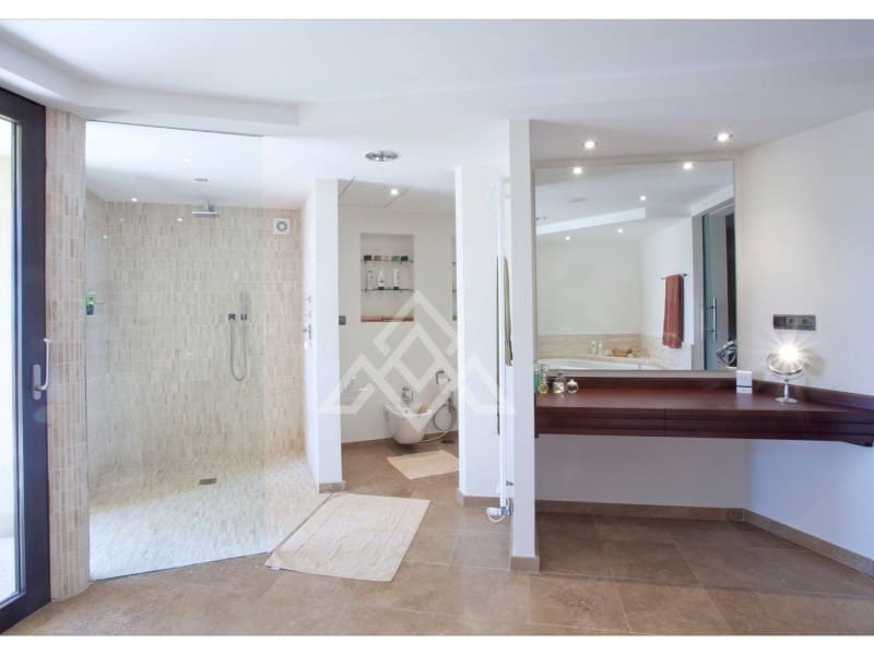 6 soveværelse Villa til salg i Sotogrande med swimmingpool garage - € 5.750.000 (Ref: 8799810)