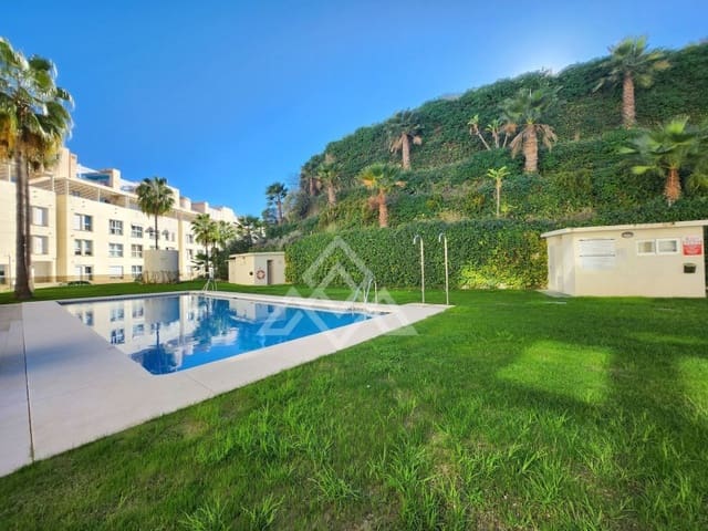 2 soverom Leilighet til salgs i Las Brisas, Marbella med svømmebasseng - € 1 350 000 (Ref: 8799817)