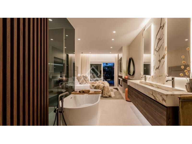 3 quarto Apartamento para venda em New Golden Mile com piscina - 1 825 000 € (Ref: 8799820)