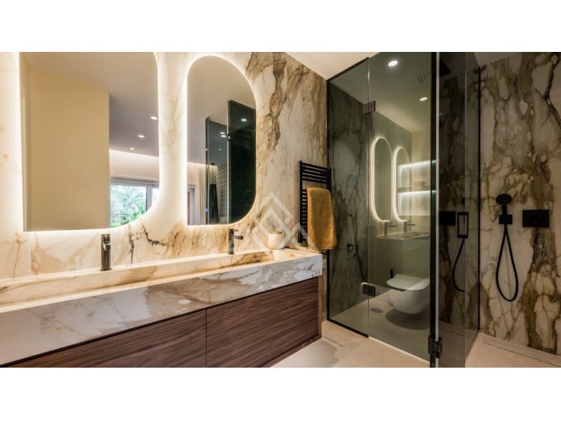 3 quarto Apartamento para venda em New Golden Mile com piscina - 1 825 000 € (Ref: 8799820)