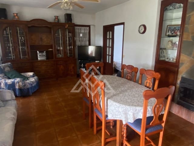 5 quarto Quinta/Casa Rural para venda em El Velerín, Estepona com piscina - 725 000 € (Ref: 8799823)