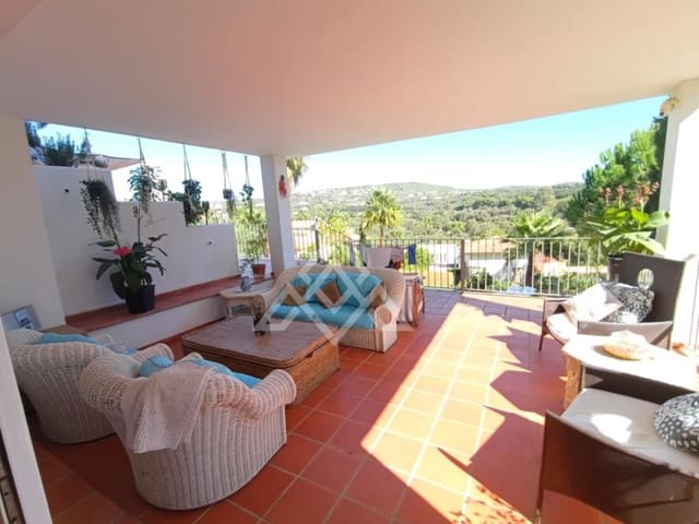 5 makuuhuone Huvila myytävänä paikassa Sotogrande Alto, San Roque mukana uima-altaan - 980 000 € (Ref: 8799825)