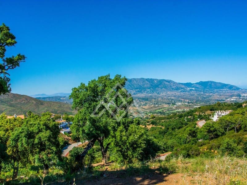 4 sypialnia Willa na sprzedaż w Ojen z basenem - 2 440 000 € (Ref: 8799828)