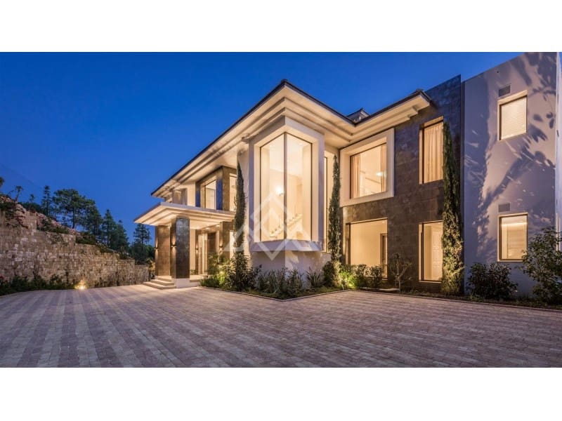 9 makuuhuone Huvila myytävänä paikassa Benahavis mukana uima-altaan - 8 900 000 € (Ref: 8799830)