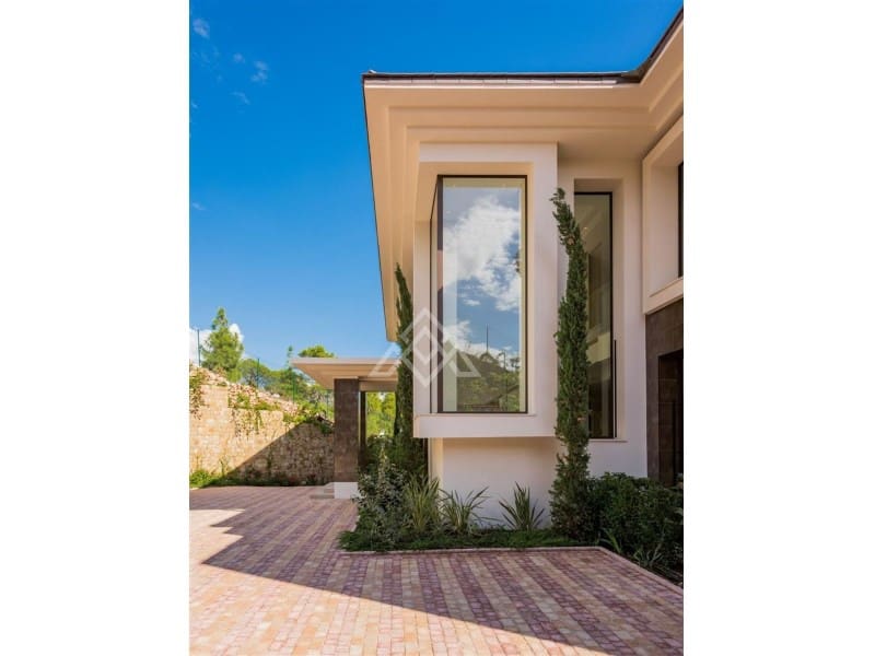 9 makuuhuone Huvila myytävänä paikassa Benahavis mukana uima-altaan - 8 900 000 € (Ref: 8799830)