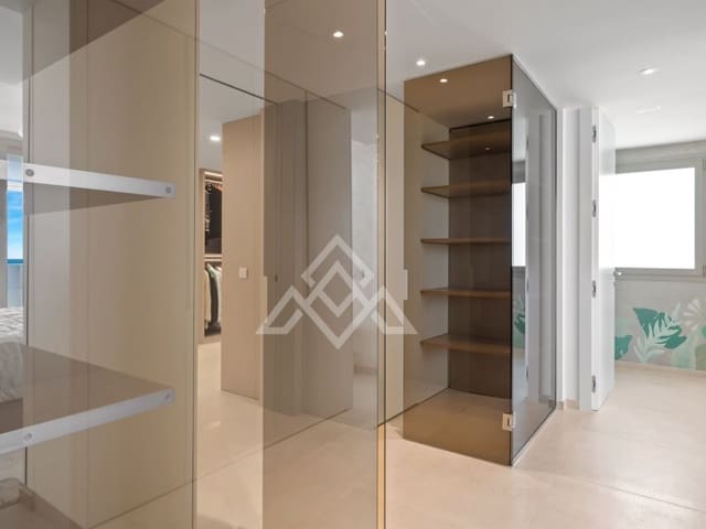 Apartamento de 7 habitaciones en Los Naranjos, Marbella en venta con piscina - 3.950.000 € (Ref: 8799834)