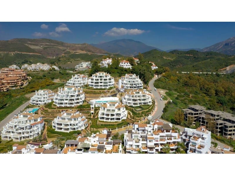 7 soveværelse Lejlighed til salg i Nueva Andalucia med swimmingpool - € 3.950.000 (Ref: 8799834)