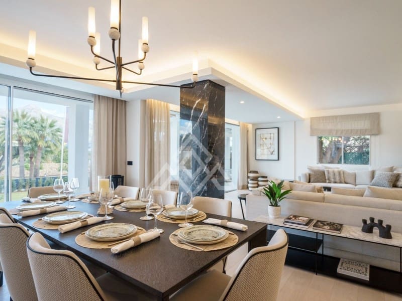 5 sypialnia Willa na sprzedaż w Nueva Andalucia z basenem - 2 950 000 € (Ref: 8799835)