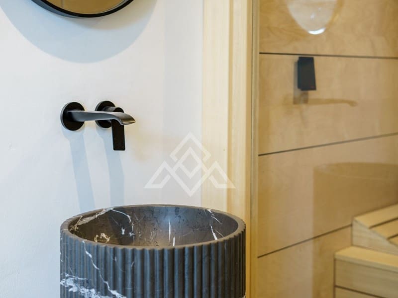 5 sypialnia Willa na sprzedaż w Nueva Andalucia z basenem - 2 950 000 € (Ref: 8799835)