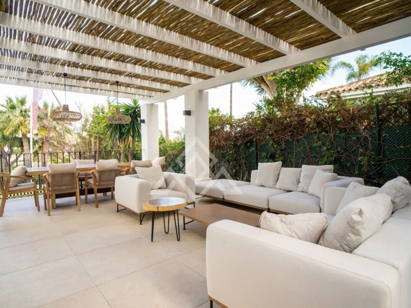 5 sypialnia Willa na sprzedaż w Nueva Andalucia z basenem - 2 950 000 € (Ref: 8799835)