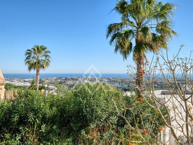 4 soveværelse Villa til salg i Benahavis med swimmingpool - € 2.300.000 (Ref: 8799840)