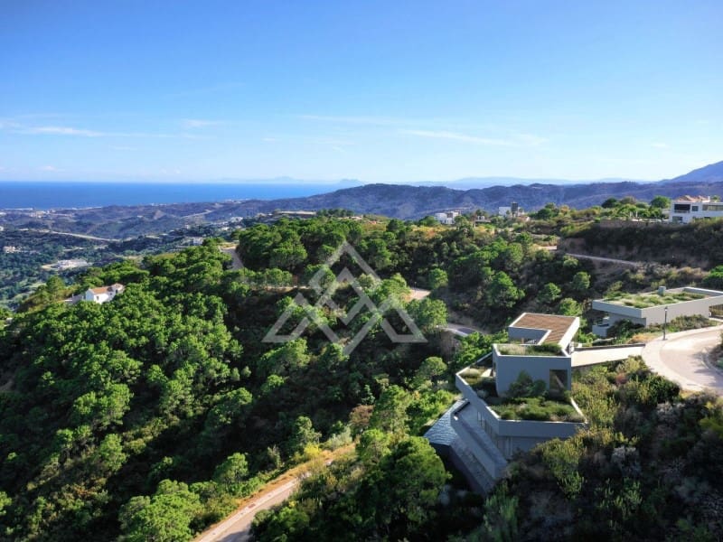 Chalet de 8 habitaciones en Benahavís en venta con piscina - 4.500.000 € (Ref: 8799841)