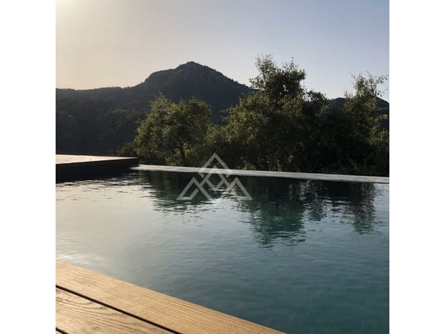 Chalet de 8 habitaciones en Montemayor - Marbella Club, Benahavís en venta con piscina - 4.500.000 € (Ref: 8799841)