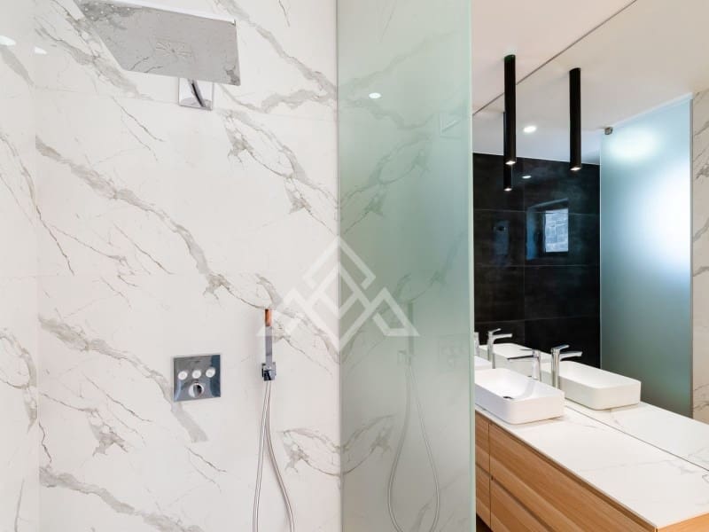 6 soveværelse Villa til salg i Marbesa med swimmingpool - € 3.600.000 (Ref: 8799842)