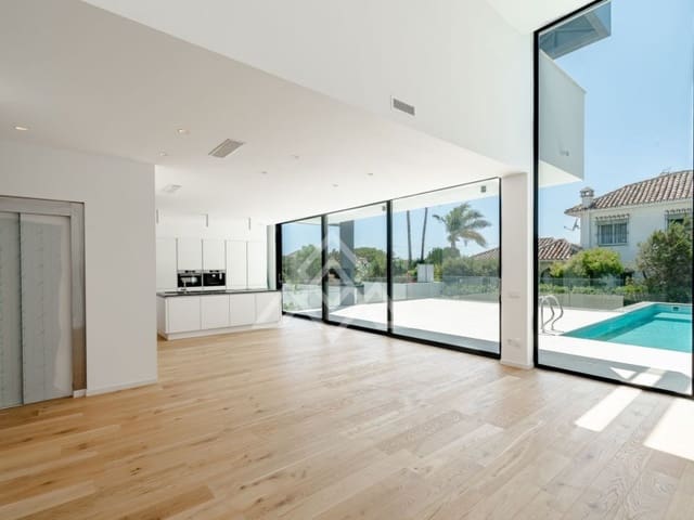 6 sypialnia Willa na sprzedaż w Marbesa, Marbella z basenem - 3 600 000 € (Ref: 8799842)