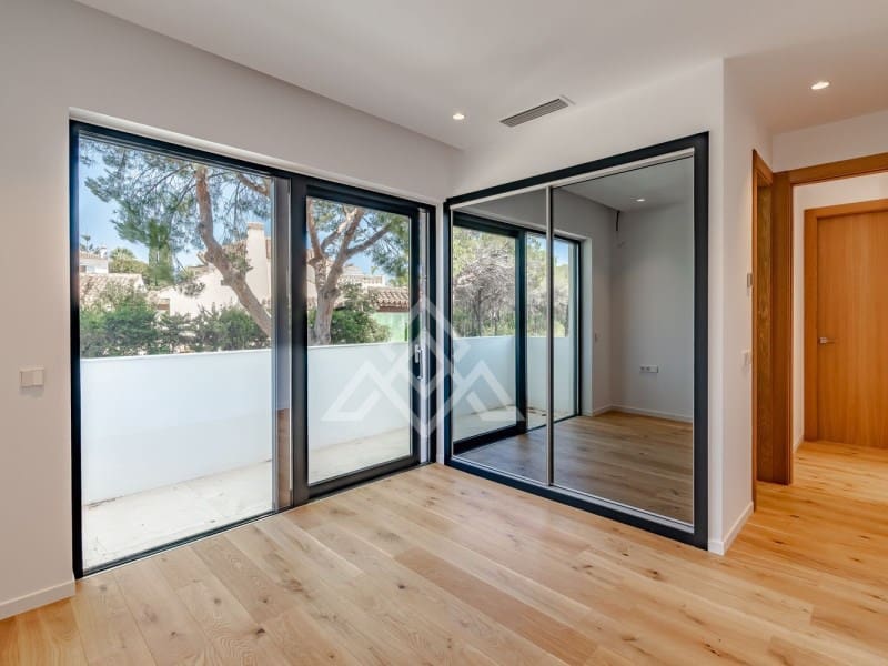 6 soveværelse Villa til salg i Marbesa med swimmingpool - € 3.600.000 (Ref: 8799842)