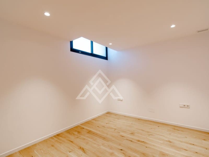 6 soveværelse Villa til salg i Marbesa med swimmingpool - € 3.600.000 (Ref: 8799842)