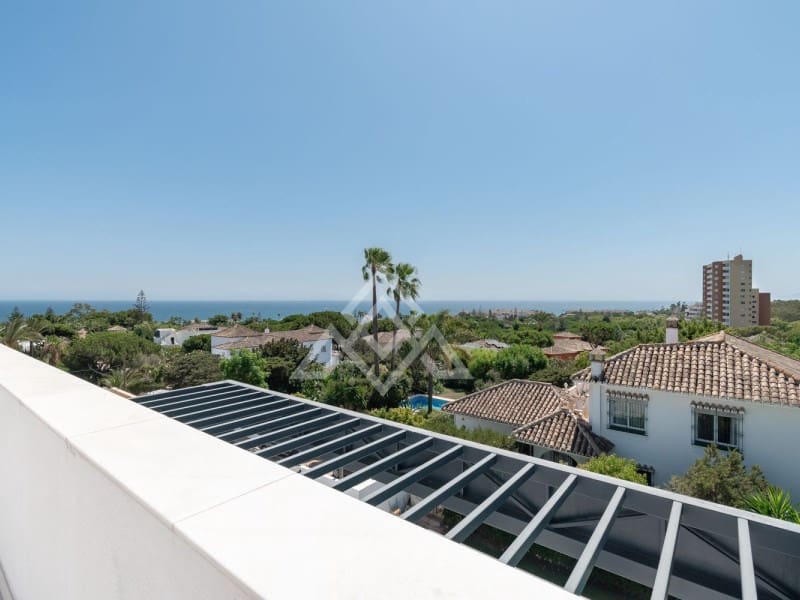 6 soveværelse Villa til salg i Marbesa med swimmingpool - € 3.600.000 (Ref: 8799842)