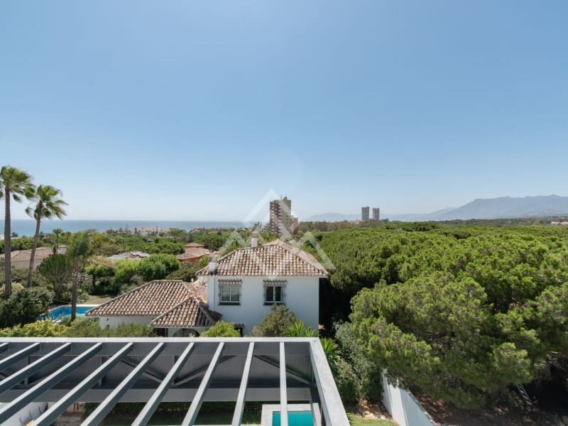 6 soveværelse Villa til salg i Marbesa med swimmingpool - € 3.600.000 (Ref: 8799842)