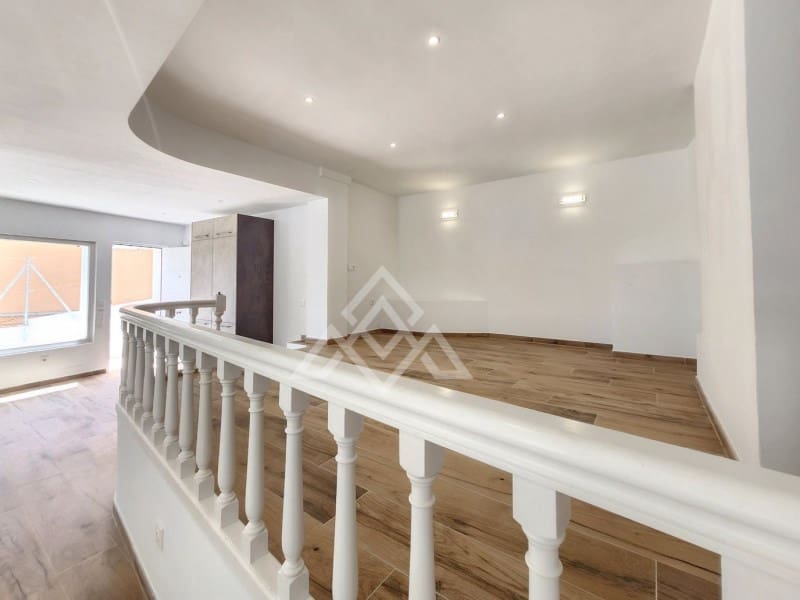 5 soveværelse Villa til salg i Mijas Costa med swimmingpool - € 945.000 (Ref: 8799843)