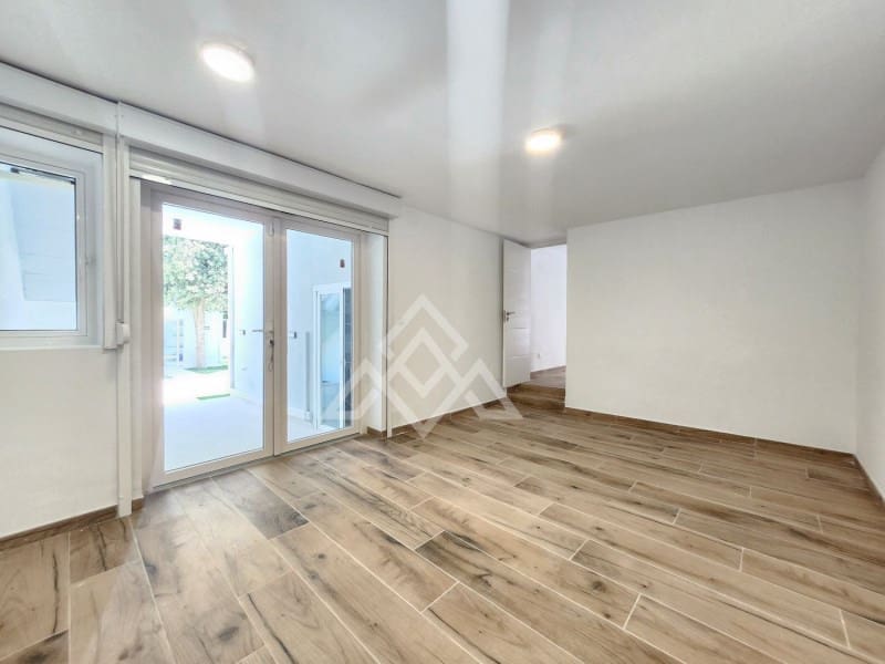 5 soveværelse Villa til salg i Mijas Costa med swimmingpool - € 945.000 (Ref: 8799843)