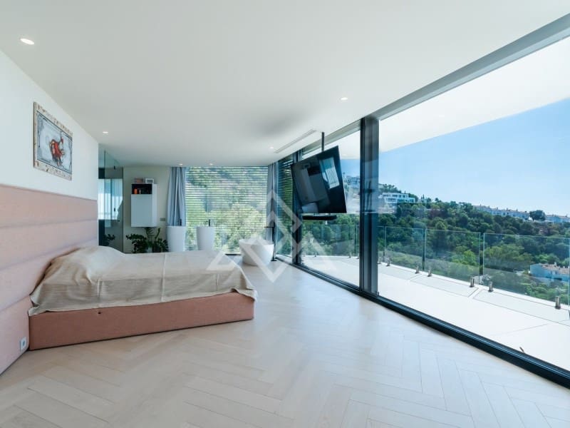 4 sypialnia Willa na sprzedaż w Marbella z basenem garażem - 3 995 000 € (Ref: 8799845)