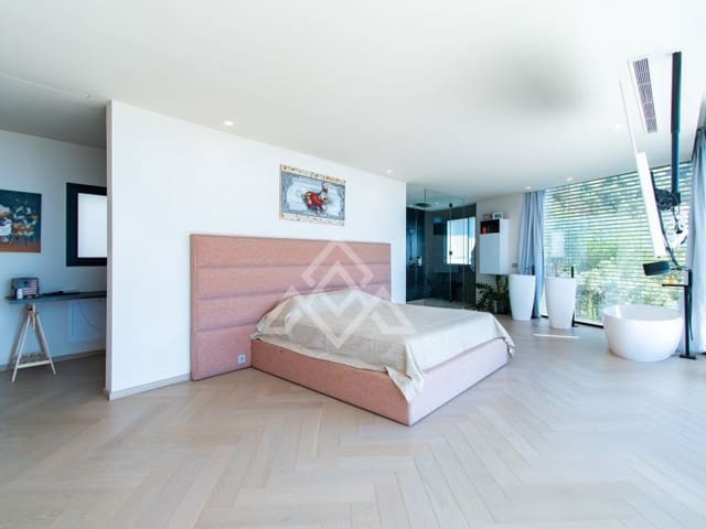 4 sypialnia Willa na sprzedaż w Alto de los Monteros, Marbella z basenem garażem - 3 995 000 € (Ref: 8799845)