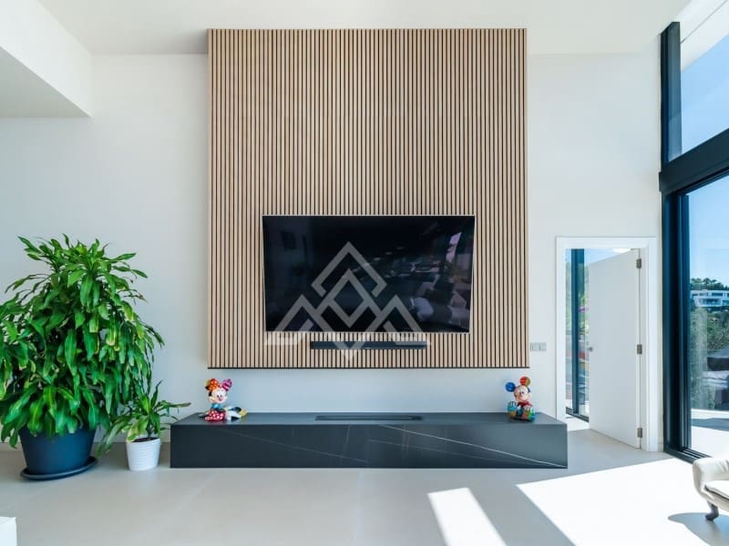 4 sypialnia Willa na sprzedaż w Marbella z basenem garażem - 3 995 000 € (Ref: 8799845)