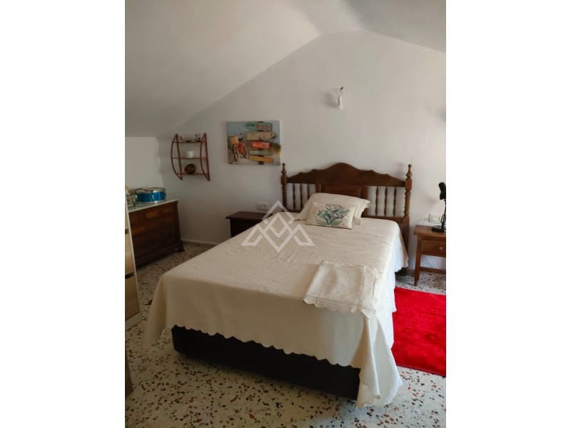 3 slaapkamer Finca/Landhuis te koop in Ojen - € 520.000 (Ref: 8799846)