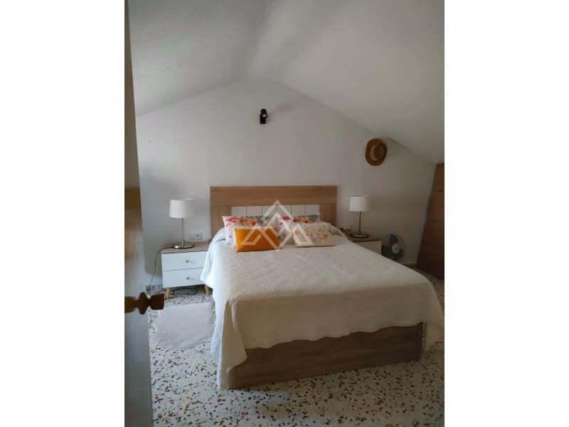 3 slaapkamer Finca/Landhuis te koop in Ojen - € 520.000 (Ref: 8799846)