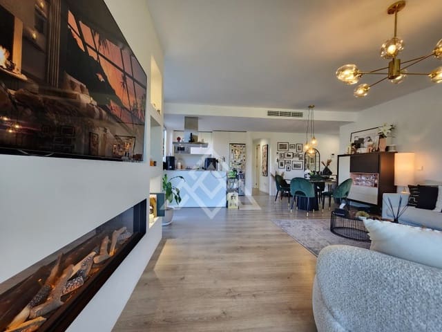 3 sovrum Lägenhet till salu i Buenas Noches, Estepona med pool garage - 625 000 € (Ref: 8799853)