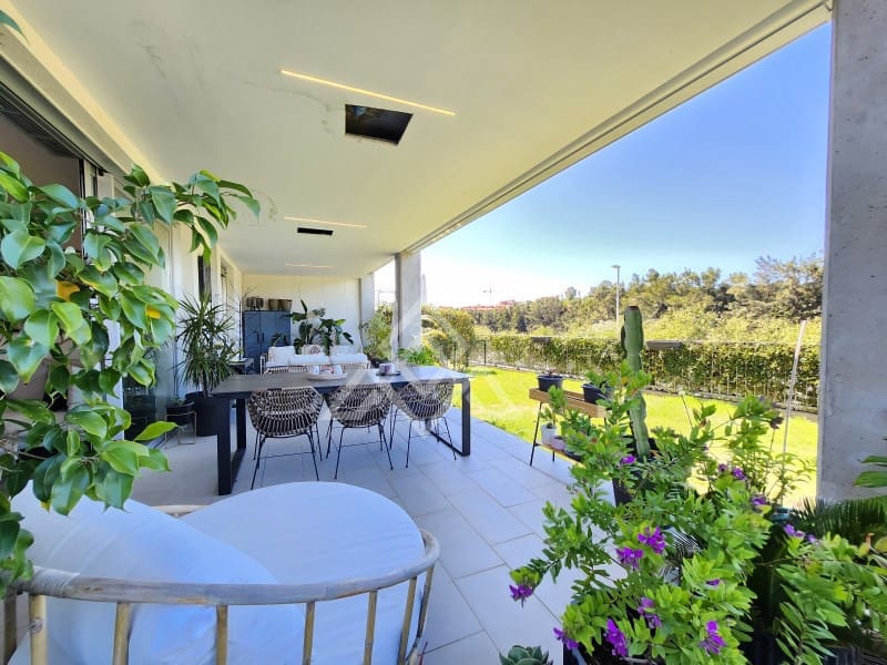 3 soverom Leilighet til salgs i Estepona med svømmebasseng garasje - € 625 000 (Ref: 8799853)