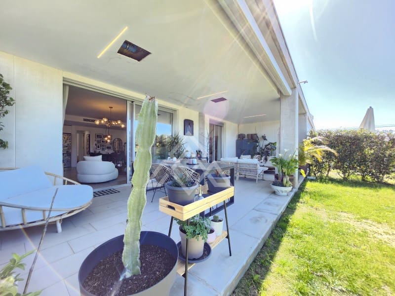 3 soverom Leilighet til salgs i Estepona med svømmebasseng garasje - € 625 000 (Ref: 8799853)