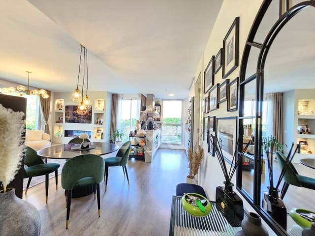 3 sovrum Lägenhet till salu i Buenas Noches, Estepona med pool garage - 625 000 € (Ref: 8799853)