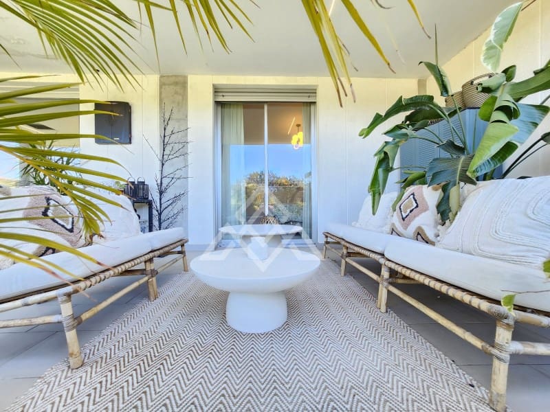 3 soverom Leilighet til salgs i Estepona med svømmebasseng garasje - € 625 000 (Ref: 8799853)